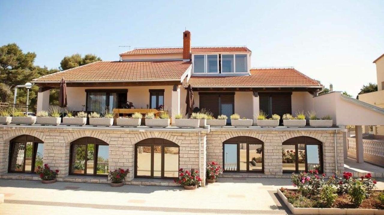 Apartments Classic#Bnm Biograd Na Moru Extérieur photo