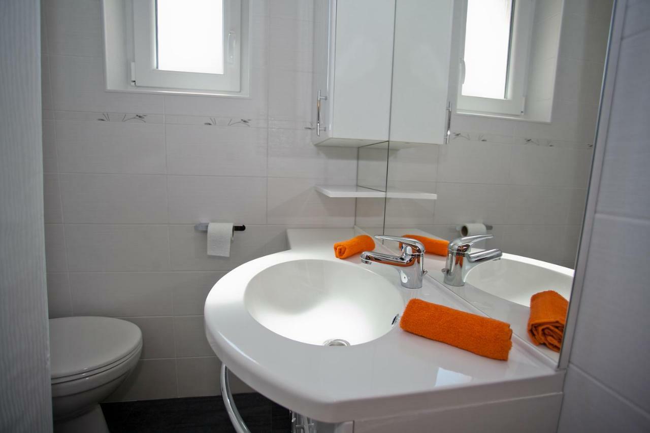 Apartments Classic#Bnm Biograd Na Moru Extérieur photo